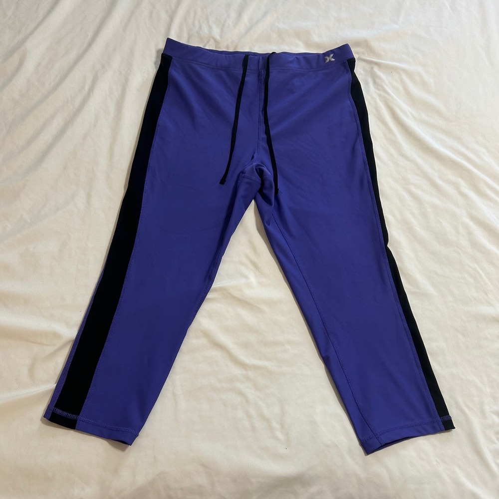 Xersion Womens Purple Black Side Stripe Capri Leggings Fitted Performance Size M
